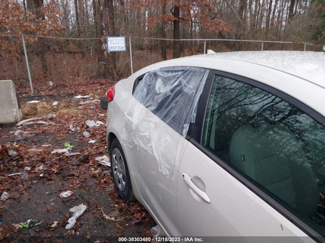 KIA FORTE LX 2015 KNAFK4A69F5373500 Image 6