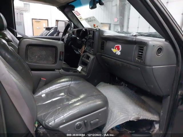 2005 CHEVROLET SILVERADO 2500HD LT VIN: 1GCHK232X5F823156