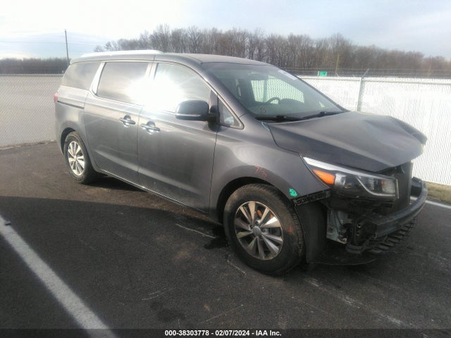 KIA SEDONA LX 2017 KNDMB5C15H6336815 Image 1