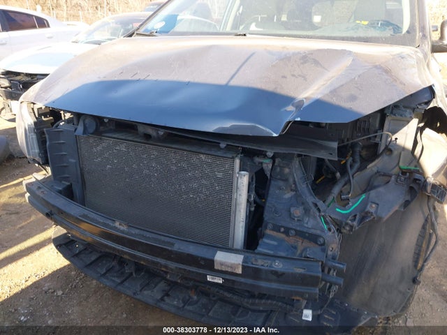 KIA SEDONA LX 2017 KNDMB5C15H6336815 Image 6
