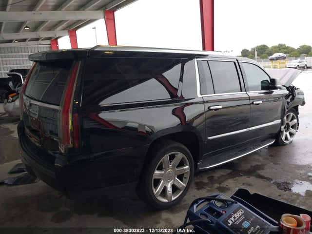 1GYS3HKJ8JR366333 Cadillac Escalade Esv Luxury