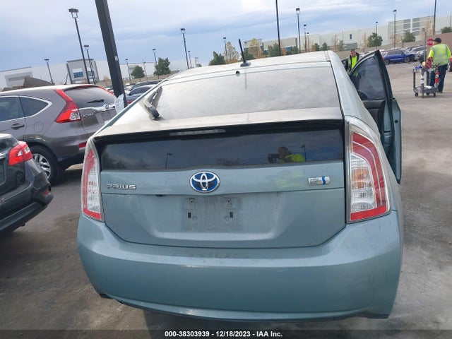 Toyota Prius Three 2015 JTDKN3DU9F1917515 Image 16