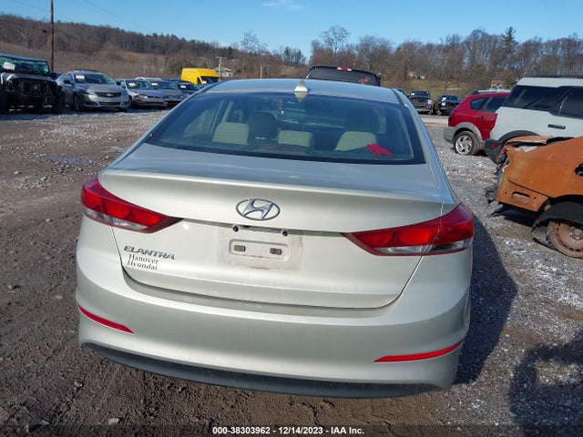 Hyundai ELANTRA SEL 2018 5NPD84LF2JH368931 Image 16