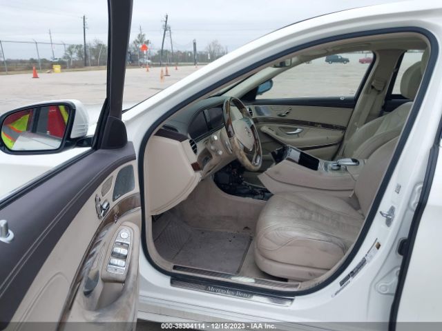 WDDUG8CB0FA112699 Mercedes-Benz S 550