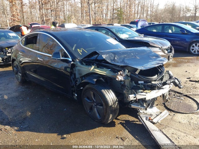 2019 5YJ3E1EA2KF426766 main image
