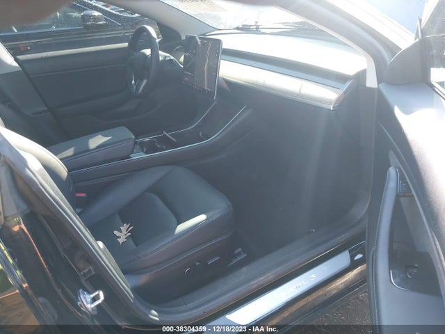 Tesla MODEL 3 2019 5YJ3E1EA2KF426766 Image 5