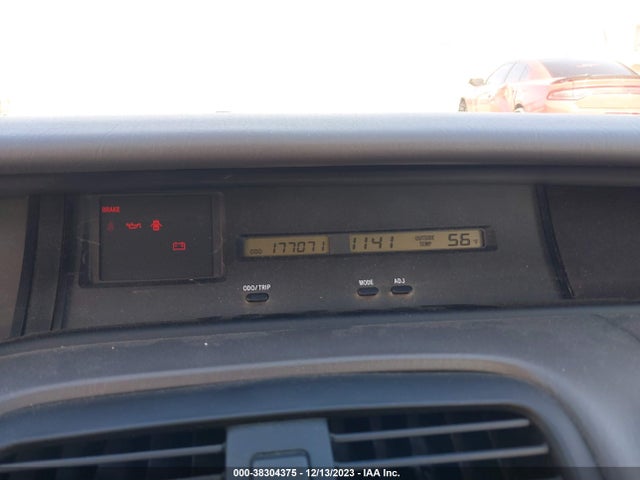2004 TOYOTA AVALON XL VIN: 4T1BF28B74U358957