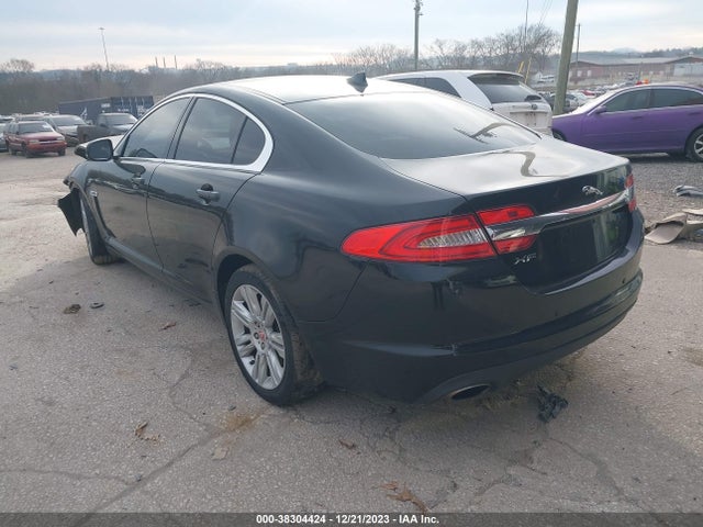 2013 JAGUAR XF SAJWA0ES5DPU01267 Photo 2