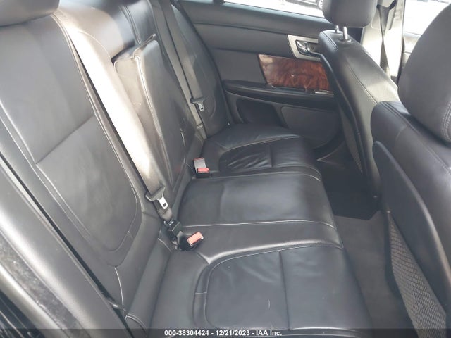 2013 JAGUAR XF SAJWA0ES5DPU01267 Photo 7