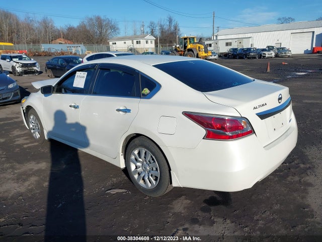 2015 NISSAN ALTIMA 2.5/S/SV/SL VIN: 1N4AL3AP7FN345486