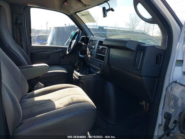 Chevrolet Express 2500 Work Van 2014 1GCWGGCA2E1142841 Image 5