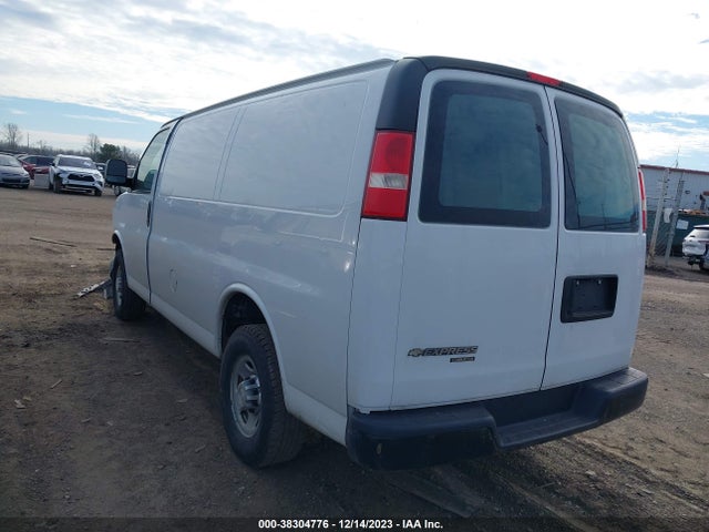 Chevrolet Express 2500 Work Van 2015 1GCWGFFF3F1107731 Image 3