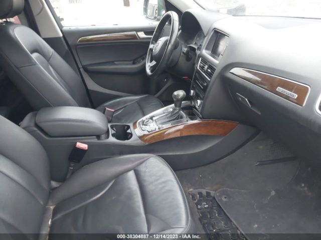 WA1CFAFP5FA049729 Audi Q5 2.0t Premium