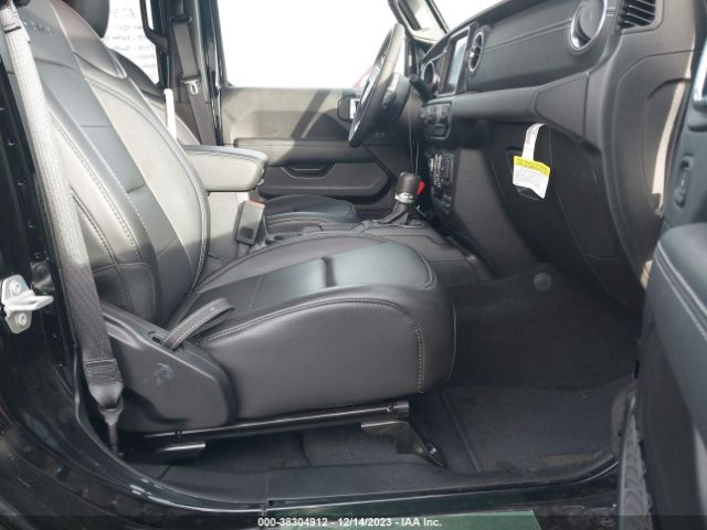 1C4JJXP60PW660941 Jeep Wrangler 4xe Sahara 4x4