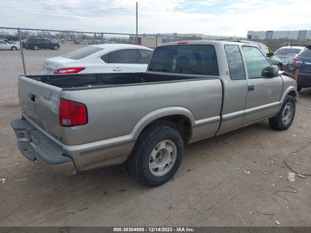 1999 GMC SONOMA SLS VIN: 1GTCS19X8X8517331