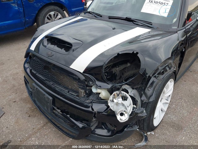 2012 MINI COOPER S WMWSV3C58CTY18367 Photo 5