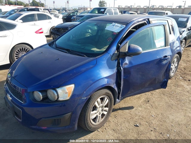 Chevrolet Sonic Lt Auto 2014 1G1JC6SG3E4113443 Image 2