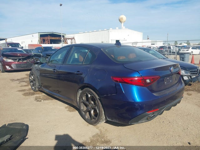ZARFAMBN8K7600210 Alfa Romeo Giulia Ti Sport Rwd