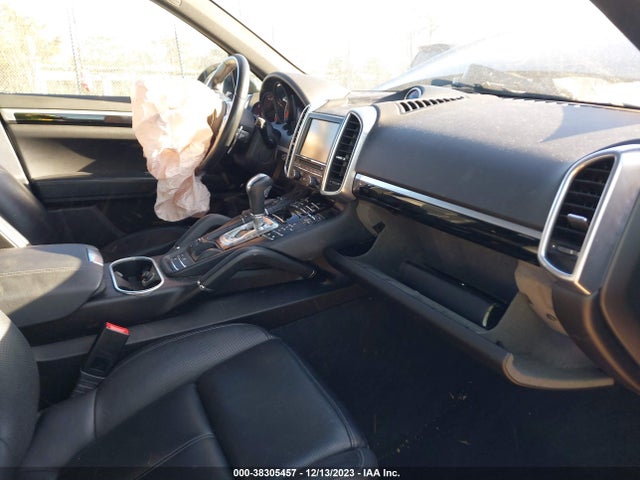 2015 PORSCHE CAYENNE WP1AB2A20FLA60599 Photo 4