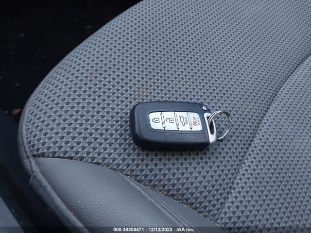 2013 HYUNDAI SONATA SE VIN: 5NPEC4AC5DH774069