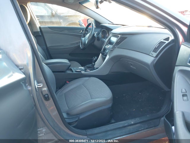 2013 HYUNDAI SONATA SE VIN: 5NPEC4AC5DH774069