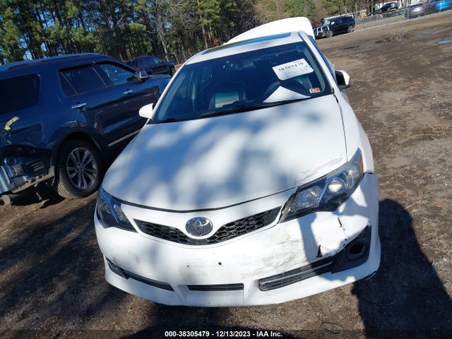 2014 TOYOTA CAMRY SE SPORT VIN: 4T1BF1FK6EU798571