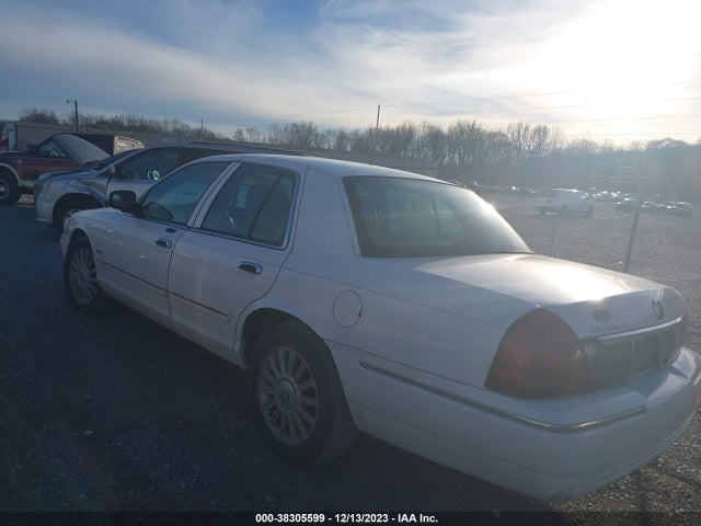 2011 MERCURY GRAND MARQUIS LS (FLEET ONLY) VIN: 2MEBM7FV0BX609424