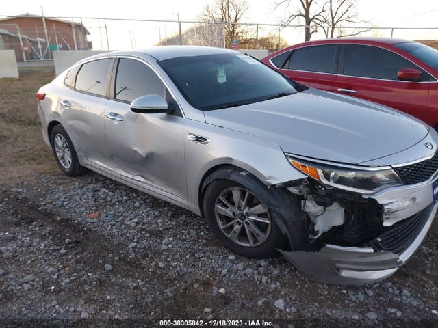 2016 KNAGT4L36G5117045 main image