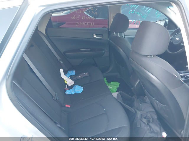 KIA Optima Lx 2016 KNAGT4L36G5117045 Image 8