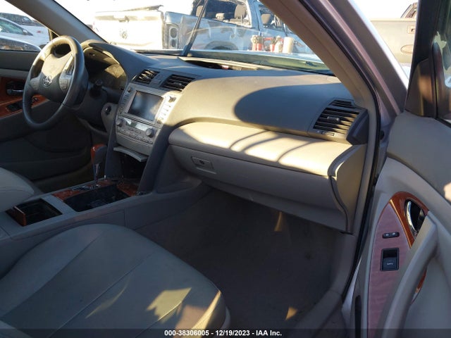 2011 TOYOTA CAMRY XLE VIN: 4T1BF3EK2BU755127