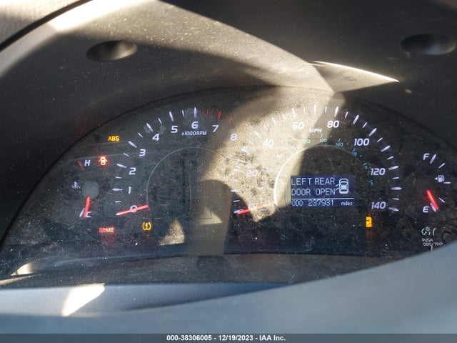 2011 TOYOTA CAMRY XLE VIN: 4T1BF3EK2BU755127