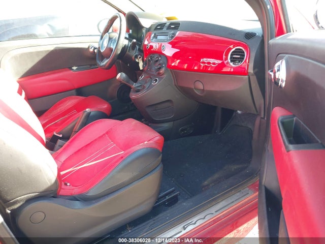 2013 FIAT 500 3C3CFFFH8DT573253 Photo 4