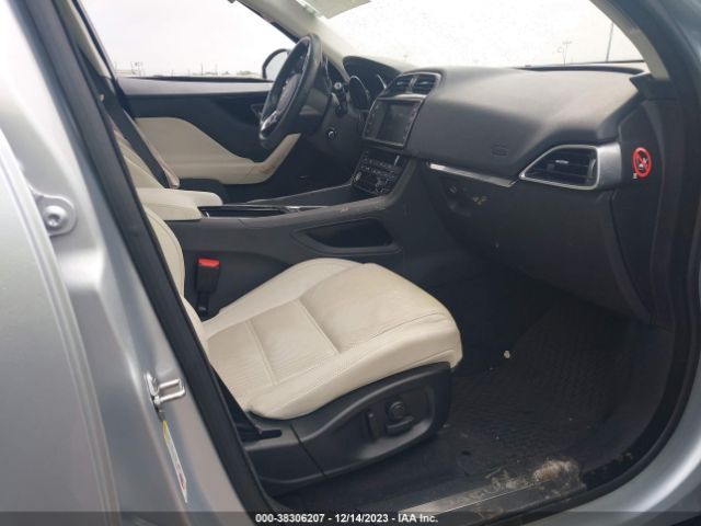 SADCK2FN4JA253005 Jaguar F-pace 20d Prestige