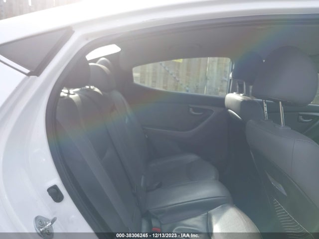 2016 HYUNDAI ELANTRA LIMITED VIN: 5NPDH4AE6GH773516