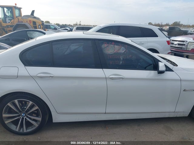 WBA5A5C50GG348533 BMW 528I