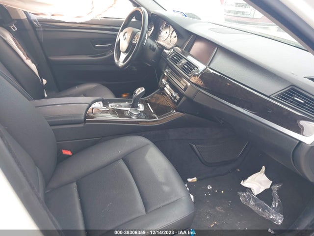 WBA5A5C50GG348533 BMW 528I