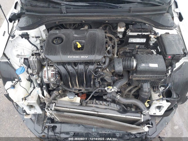 Hyundai ELANTRA SE 2017 5NPD84LF5HH008370 Image 10