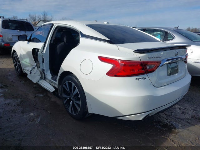 2018 NISSAN MAXIMA 3.5 S VIN: 1N4AA6AP4JC373130