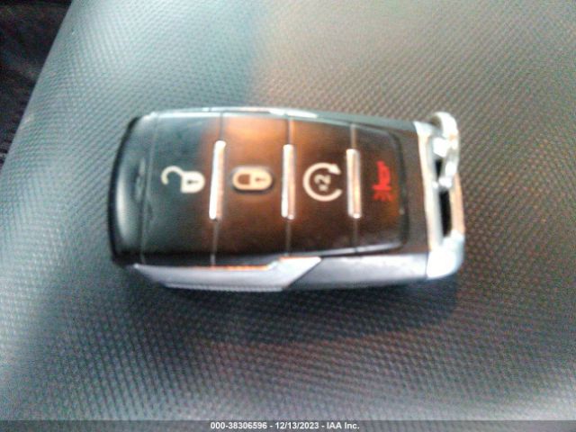 2020 RAM 1500 1C6SRFFT4LN365928 Photo 10