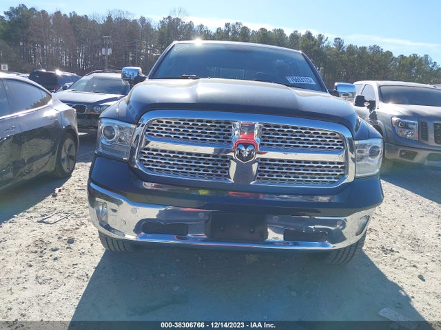 RAM 1500 Laramie  4x4 5'7 Box 2018 1C6RR7NT0JS163558 Image 12