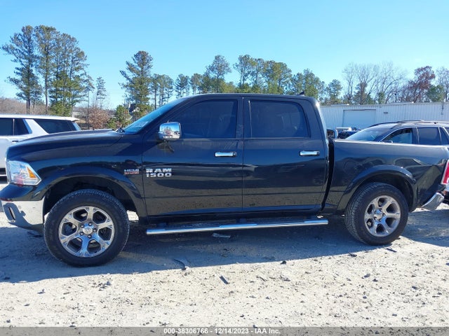 RAM 1500 Laramie  4x4 5'7 Box 2018 1C6RR7NT0JS163558 Image 14