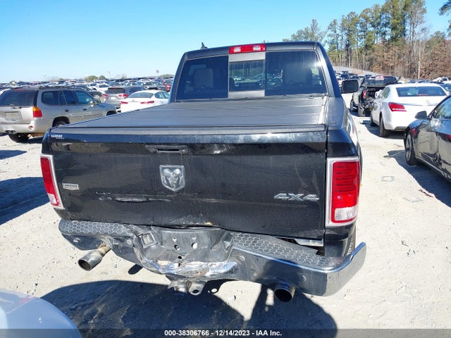 RAM 1500 Laramie  4x4 5'7 Box 2018 1C6RR7NT0JS163558 Image 16