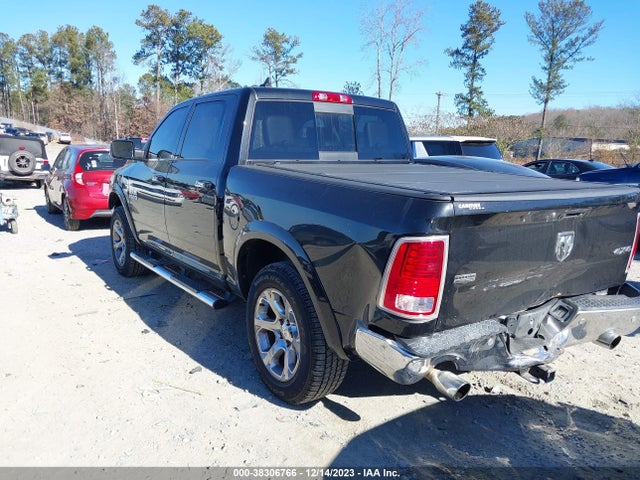 RAM 1500 Laramie  4x4 5'7 Box 2018 1C6RR7NT0JS163558 Image 3