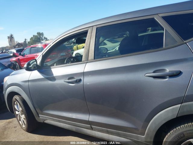 KM8J23A47KU860017 Hyundai TUCSON SE