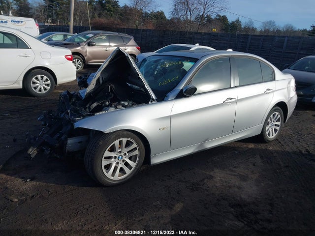 2007 BMW 328XI VIN: WBAVC93517KX54805