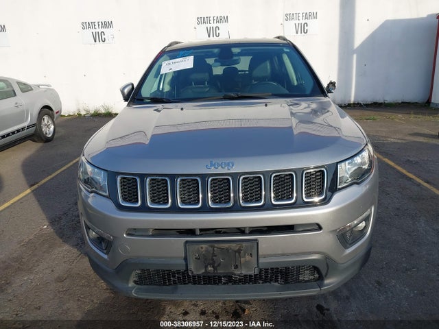 2018 JEEP COMPASS LATITUDE FWD VIN: 3C4NJCBB8JT408611