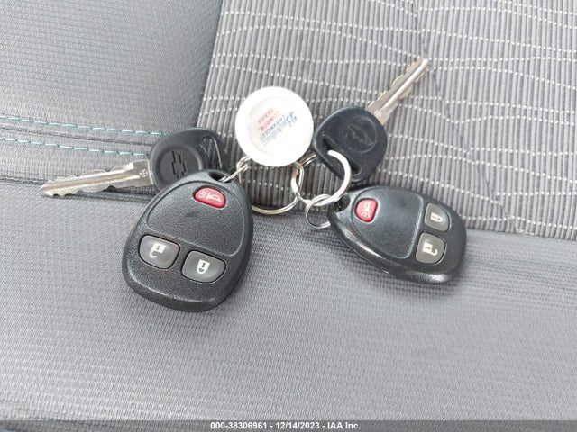 Chevrolet Traverse Ls 2015 1GNKRFED3FJ110905 Image 11