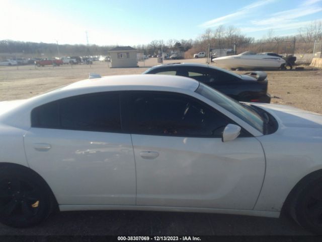 2C3CDXHG5JH166902 Dodge Charger Sxt Plus Rwd