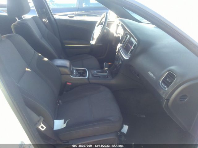 2C3CDXHG5JH166902 Dodge Charger Sxt Plus Rwd