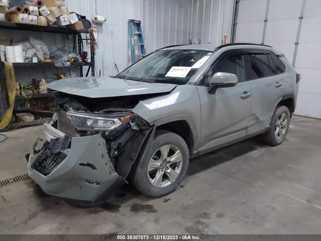 2020 TOYOTA RAV4 XLE VIN: 2T3W1RFV1LC057713